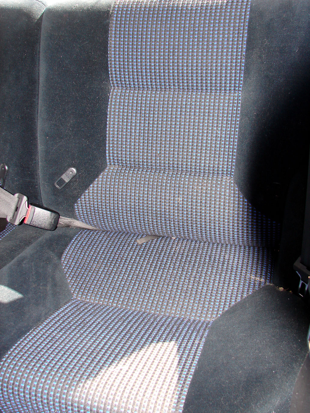 /photo/PEUGEOT-309-gti16-1343.jpg