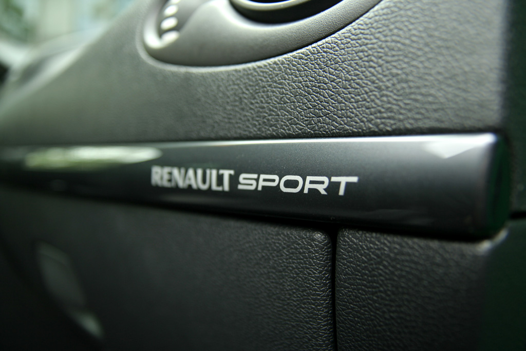 /photo/RENAULT-clio-3-rs-cup-5195.jpg