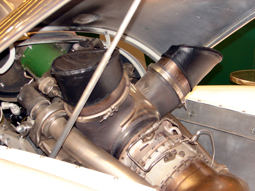 /photo/RETROMOBILE-2005--628.jpg