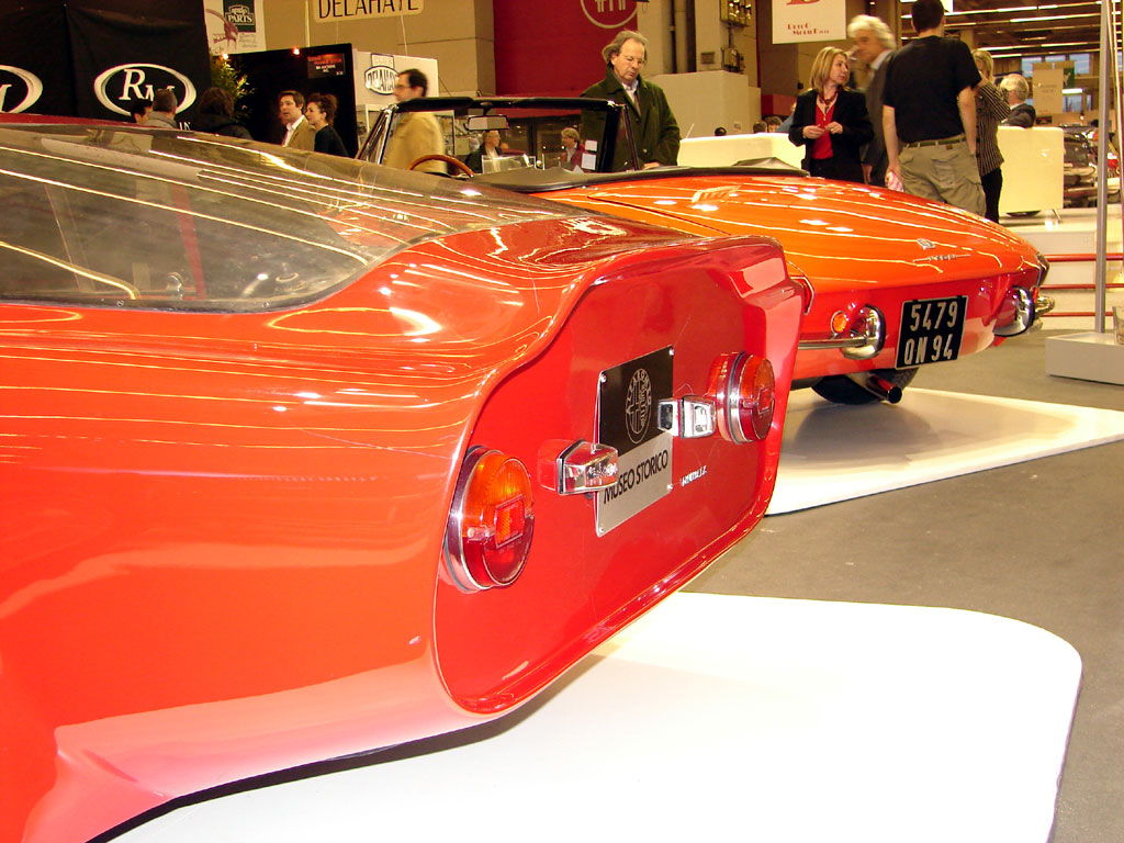 /photo/RETROMOBILE-2005--684.jpg