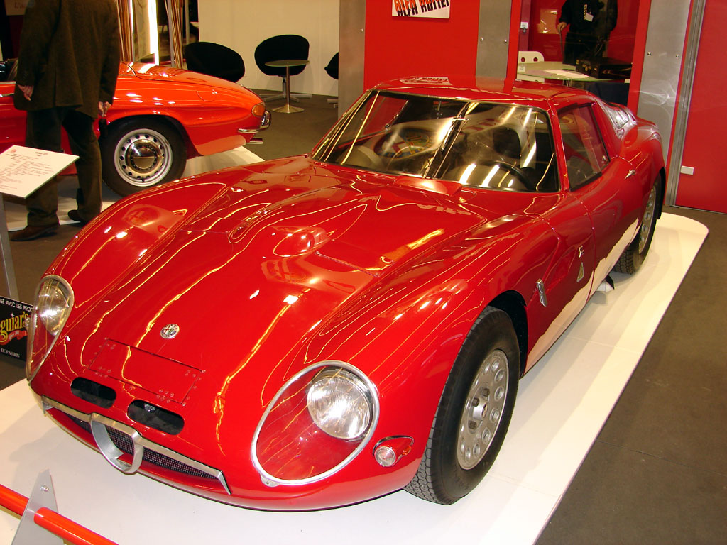 /photo/RETROMOBILE-2005--688.jpg