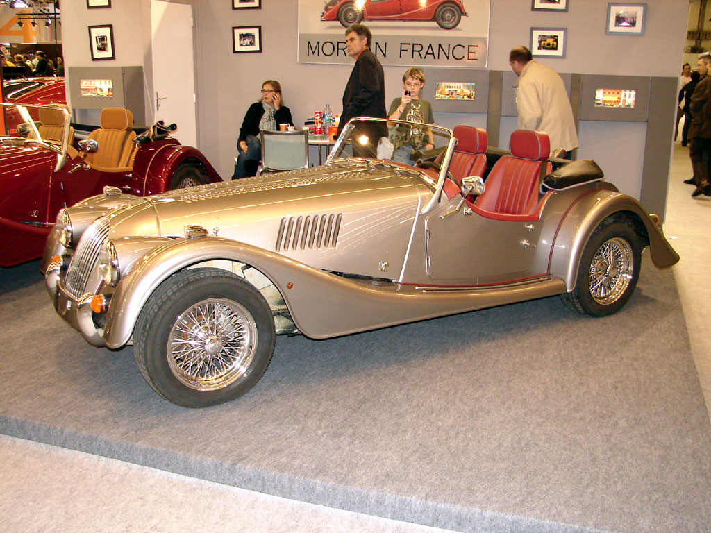 /photo/RETROMOBILE-2005--739.jpg