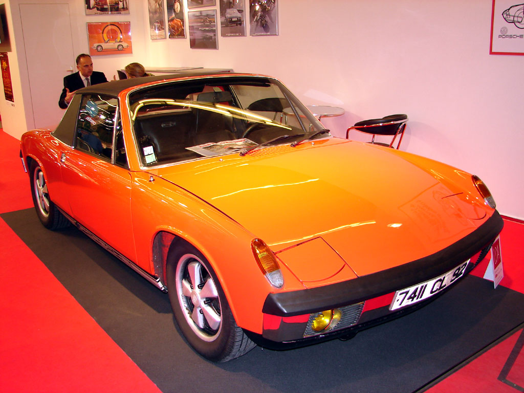 /photo/RETROMOBILE-2005--752.jpg