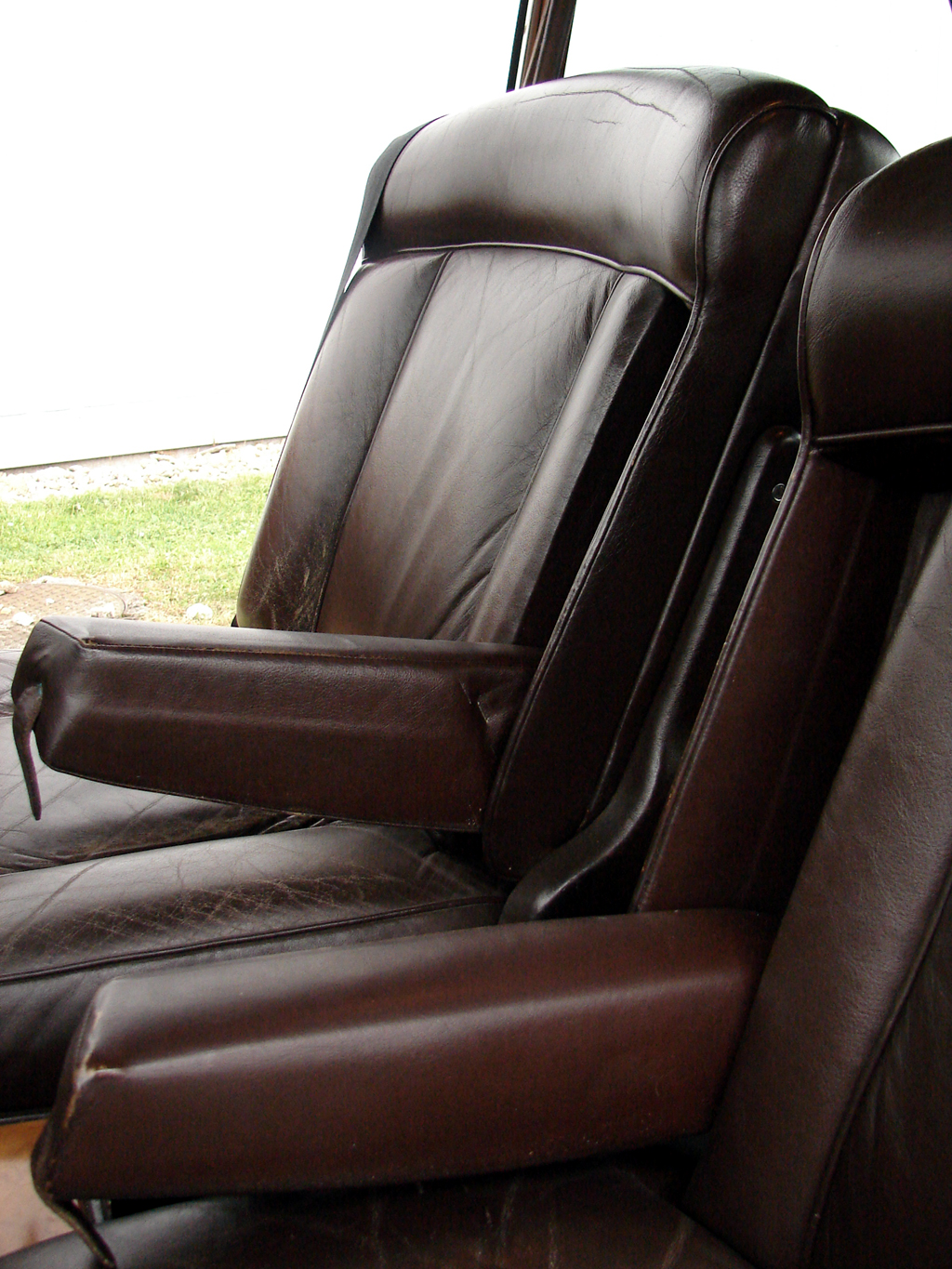 /photo/ROLLS-ROYCE-corniche-coupe--2156.jpg